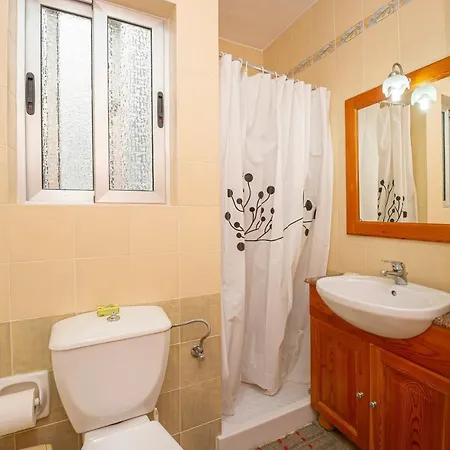 Apartment Spinola Bay Floor Seafront 3 Bedroom With Panoramic Sea Views - By Getawaysmalta