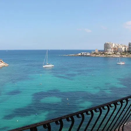 Spinola Bay Floor Seafront 3 Bedroom With Panoramic Sea Views - By Getawaysmalta
