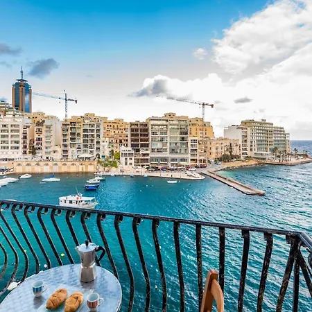 Spinola Bay Floor Seafront 3 Bedroom With Panoramic Sea Views - By Getawaysmalta * St. Julian's
