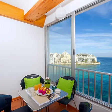 Spinola Bay Floor Seafront 3 Bedroom With Panoramic Sea Views - By Getawaysmalta * San Ġiljan