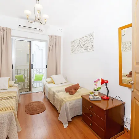 Spinola Bay Floor Seafront 3 Bedroom With Panoramic Sea Views - By Getawaysmalta San Julián