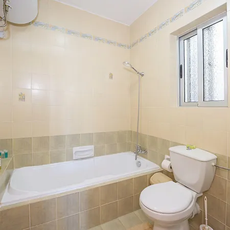 Spinola Bay Floor Seafront 3 Bedroom With Panoramic Sea Views - By Getawaysmalta Apartman *