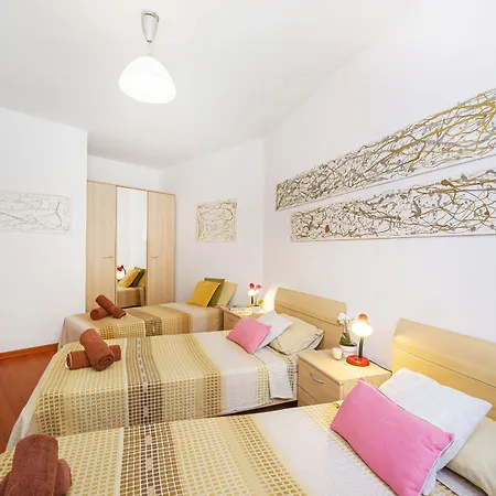 Spinola Bay Floor Seafront 3 Bedroom With Panoramic Sea Views - By Getawaysmalta
