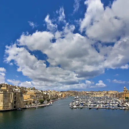 Apartment Spinola Bay Floor Seafront 3 Bedroom With Panoramic Sea Views - By Getawaysmalta *