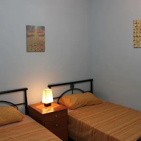 Spinola Bay Floor Seafront 3 Bedroom With Panoramic Sea Views - By Getawaysmalta Apartman *