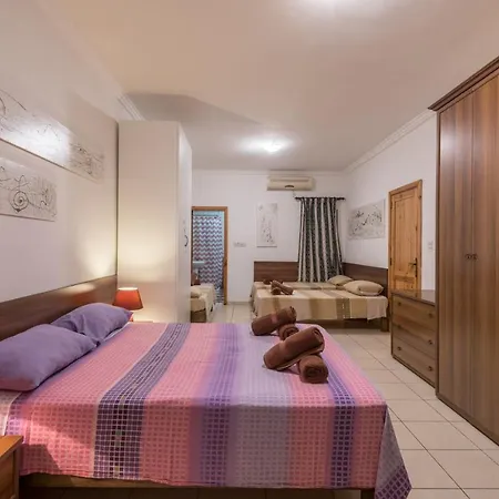 Spinola Bay Floor Seafront 3 Bedroom With Panoramic Sea Views - By Getawaysmalta *