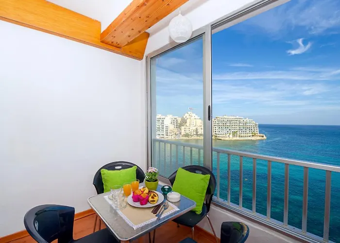 Spinola Bay Floor Seafront 3 Bedroom With Panoramic Sea Views - By Getawaysmalta * Saint Julian's