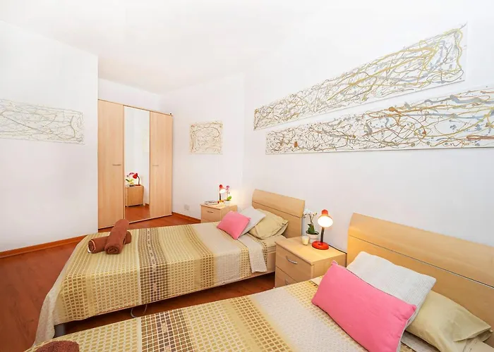 Spinola Bay Floor Seafront 3 Bedroom With Panoramic Sea Views - By Getawaysmalta *