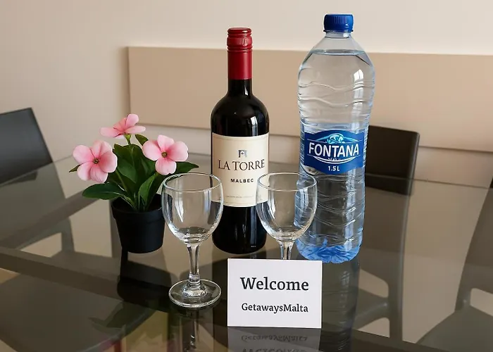 Spinola Bay Floor Seafront 3 Bedroom With Panoramic Sea Views - By Getawaysmalta