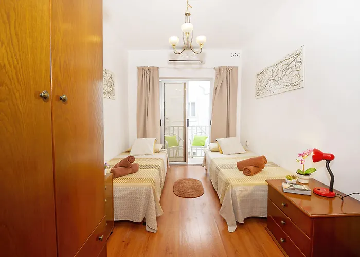 Spinola Bay Floor Seafront 3 Bedroom With Panoramic Sea Views - By Getawaysmalta
