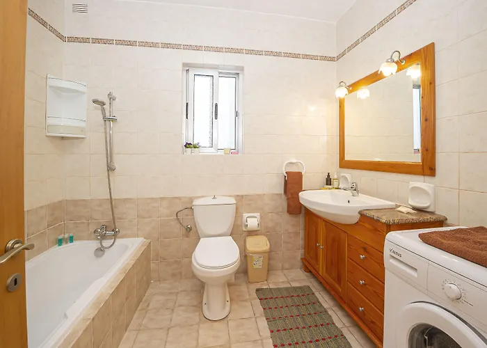 Spinola Bay Floor Seafront 3 Bedroom With Panoramic Sea Views - By Getawaysmalta Saint Julian's