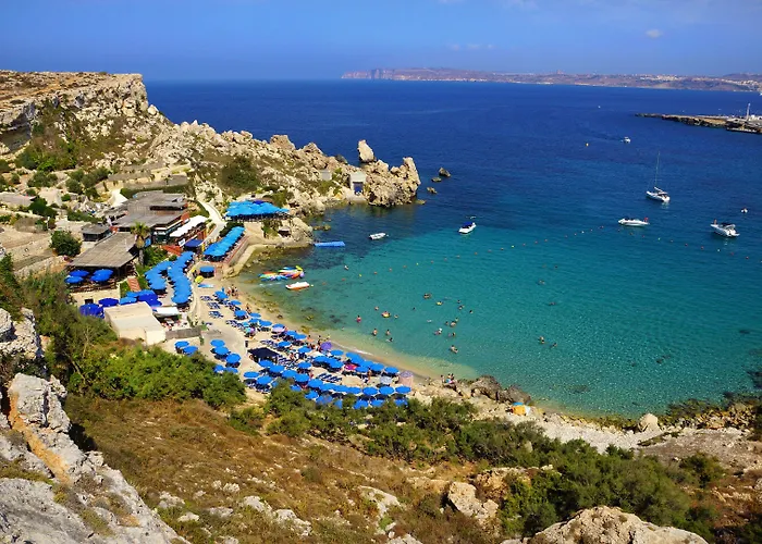 Spinola Bay Floor Seafront 3 Bedroom With Panoramic Sea Views - By Getawaysmalta * St. Julian's