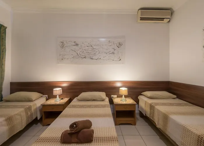 Spinola Bay Floor Seafront 3 Bedroom With Panoramic Sea Views - By Getawaysmalta Saint Julian's