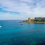 Spinola Bay Floor Seafront 3 Bedroom With Panoramic Sea Views - By Getawaysmalta *