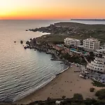 아파트 Spinola Bay Floor Seafront 3 Bedroom With Panoramic Sea Views - By Getawaysmalta Saint Julian's