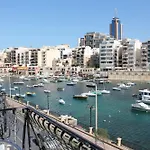 아파트 Spinola Bay Floor Seafront 3 Bedroom With Panoramic Sea Views - By Getawaysmalta *