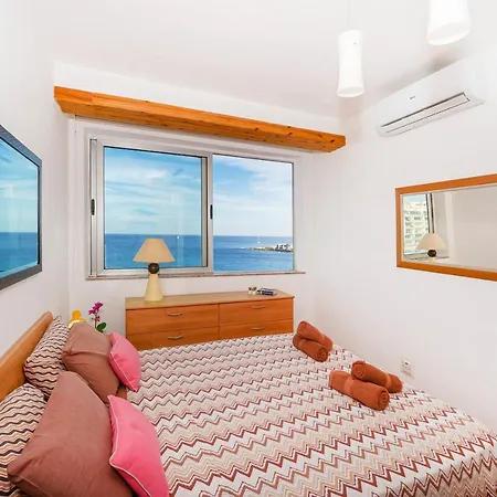 Spinola Bay Floor Seafront 3 Bedroom With Panoramic Sea Views - By Getawaysmalta