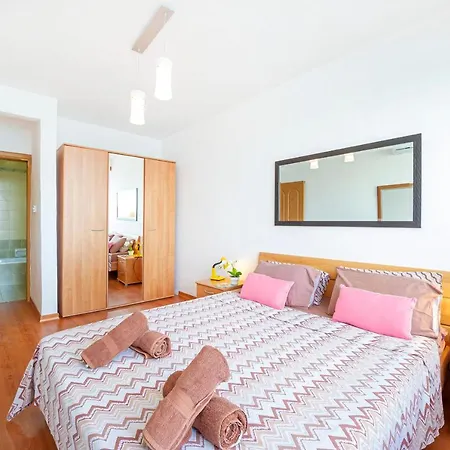 Spinola Bay Floor Seafront 3 Bedroom With Panoramic Sea Views - By Getawaysmalta Saint Julian's