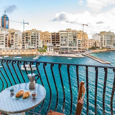 Spinola Bay Floor Seafront 3 Bedroom With Panoramic Sea Views - By Getawaysmalta Apartment